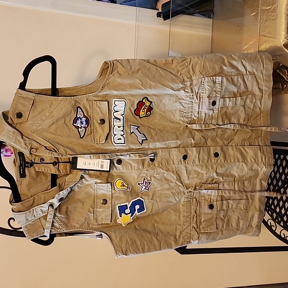 ROMEO & JULIET VEST - Picture 1 of 3